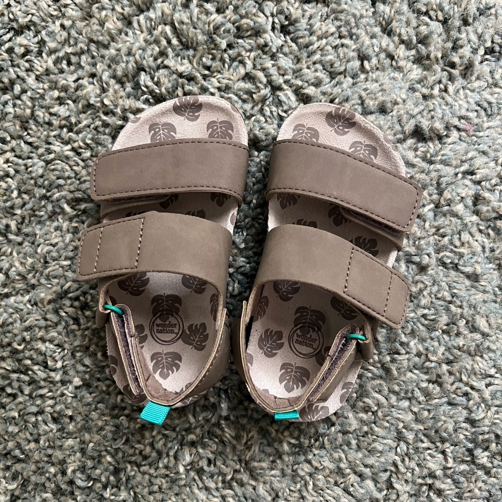 Toddler Brown Strap Sandals Sz 7
